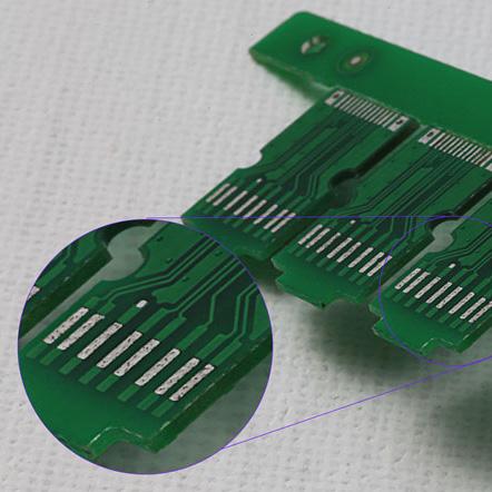 green laser takes 0.2 seconds to mark the QR code of PCB circuit board