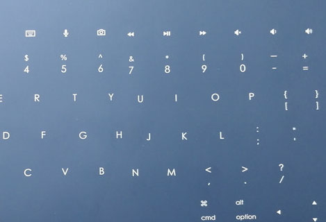 Compact Q-switched DPSS Lasers used for peeling keyboard surface paint