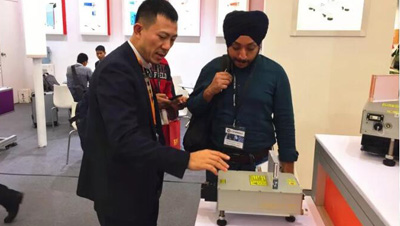 The power adapter uses UV laser for coding, has little thermal influence