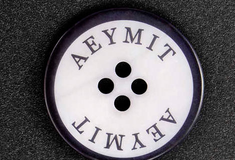 355 uv laser engraving plastic with light spot is very small