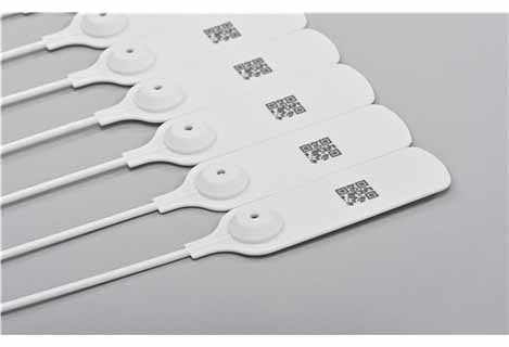 3 Watt uv laser souce high-precision marking of the QR code on the plastic label is not damaged