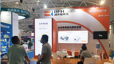 15 units of nanosecond green lasers cutting Poland carbon fiber